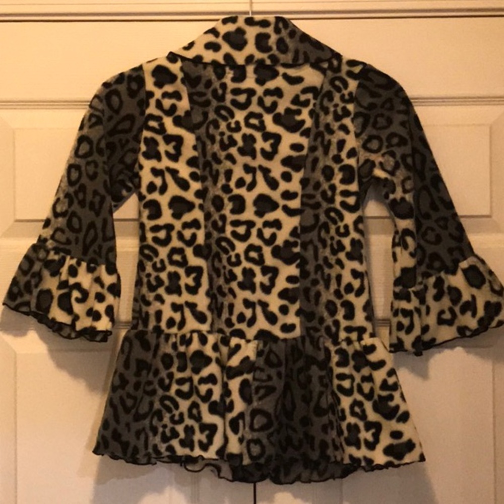 Snow leopard jacket NWOT Bow Ruffles Peplum - Picture 8 of 8